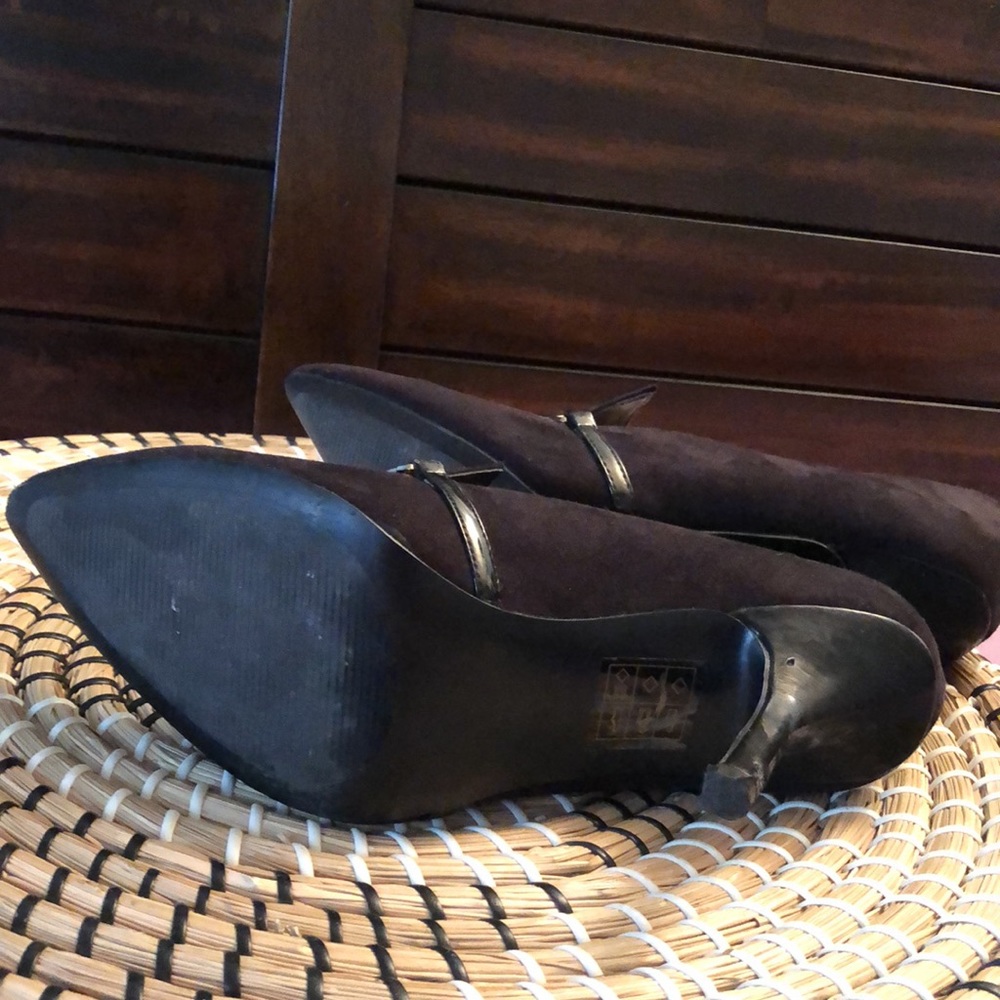 Heels - Picture 4 of 4